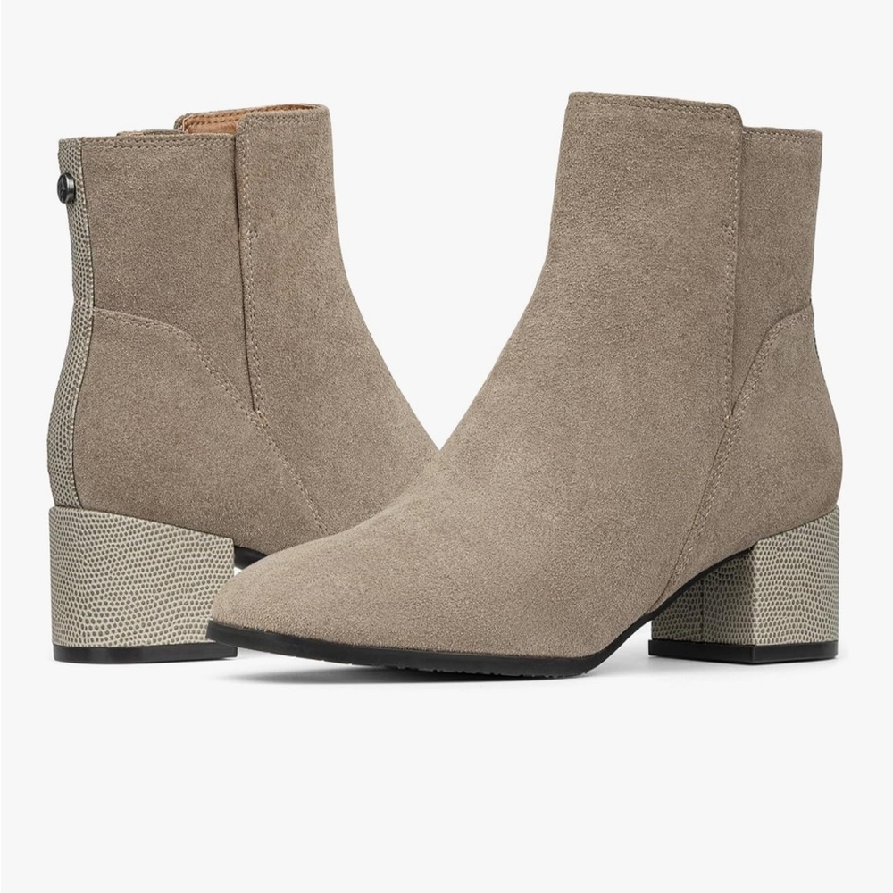 NWT Donald J. Pliner Kelsee Taupe Square Toe Ankle Booties